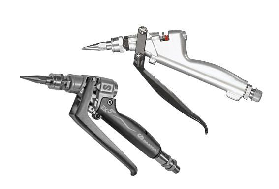 Spray guns for high viscosity fluids equipment