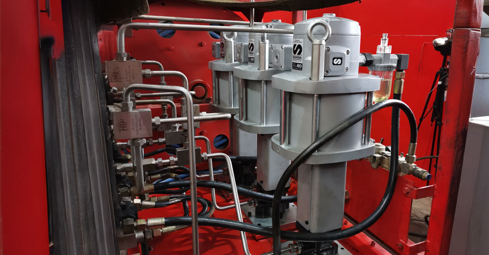 Oil transfer pump for tank farms used in crude oil loading and unloading operations
