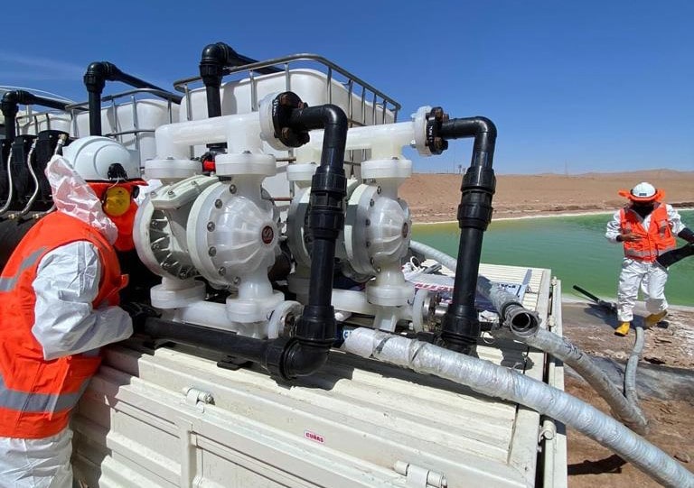 UP 20 double diaphragm pneumatic pump in the mining industry