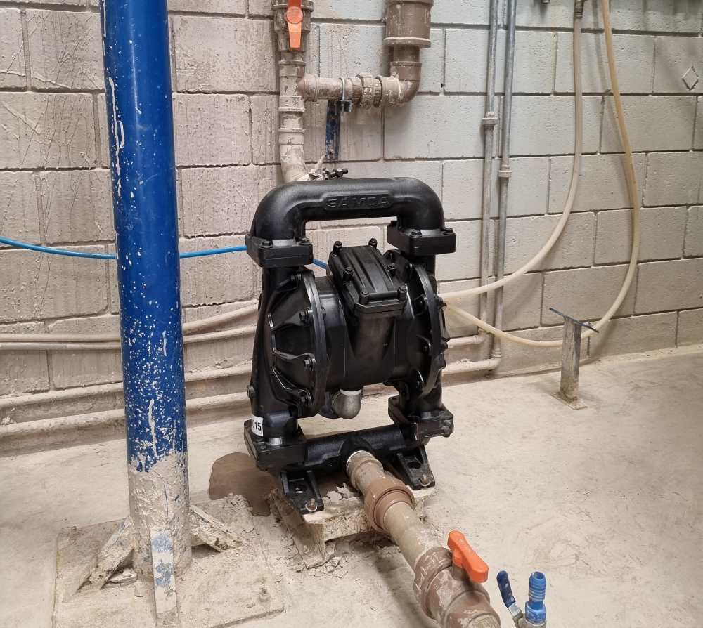 A SAMOA Air operated Diaphragm Pump on ceramic industry